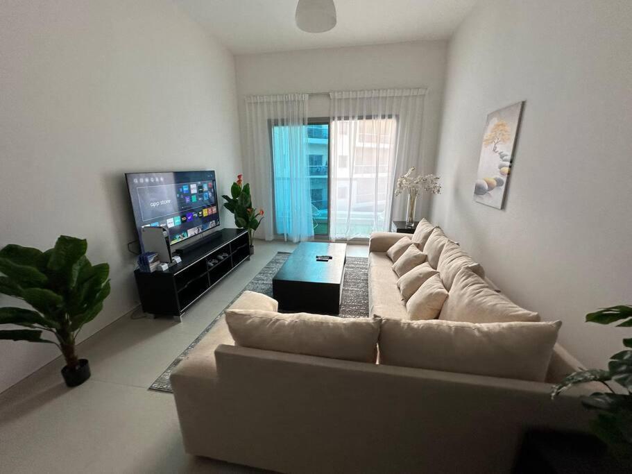 Luxurious Spacious Family Apartment *
